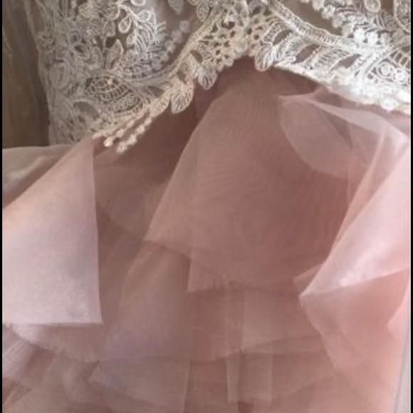 Brand new Allure Bridals wedding dress in style 2950. Size 8. Fits approx 128lbs - Picture 5 of 5